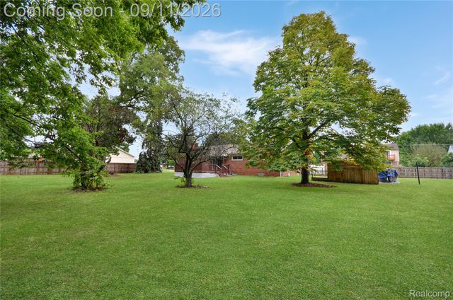 44819 Duffield Avenue, Sterling Heights, MI 48314