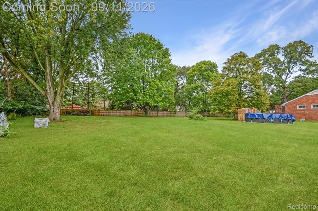 44819 Duffield Avenue, Sterling Heights, MI 48314