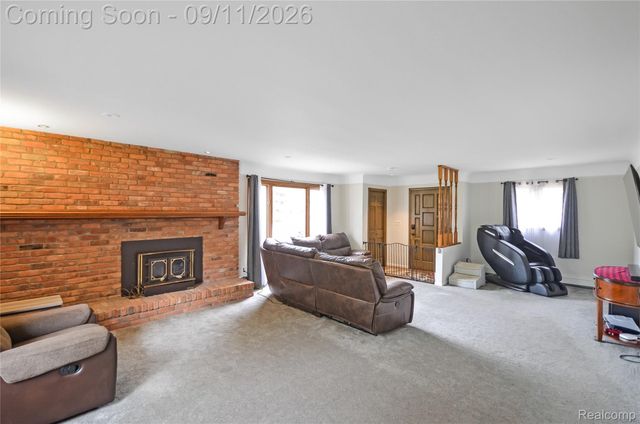 44819 Duffield Avenue, Sterling Heights, MI 48314