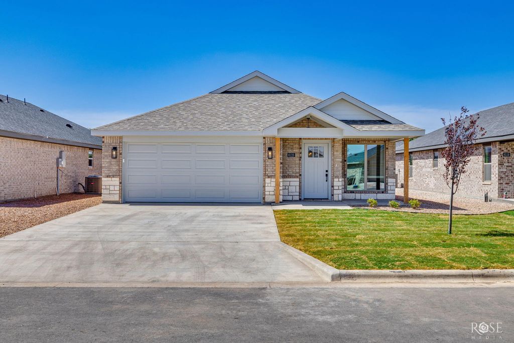 Image 1 of property listing at 3021 Walnut Hill Drive, San Angelo, TX 76904
