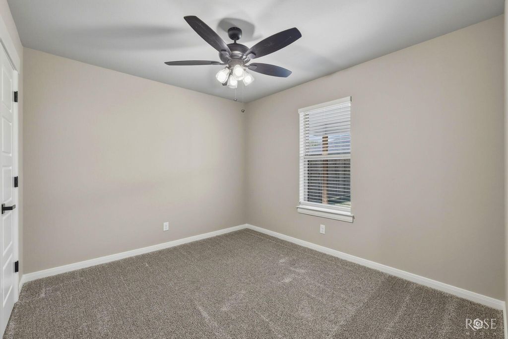 Image 12 of property listing at 3021 Walnut Hill Drive, San Angelo, TX 76904