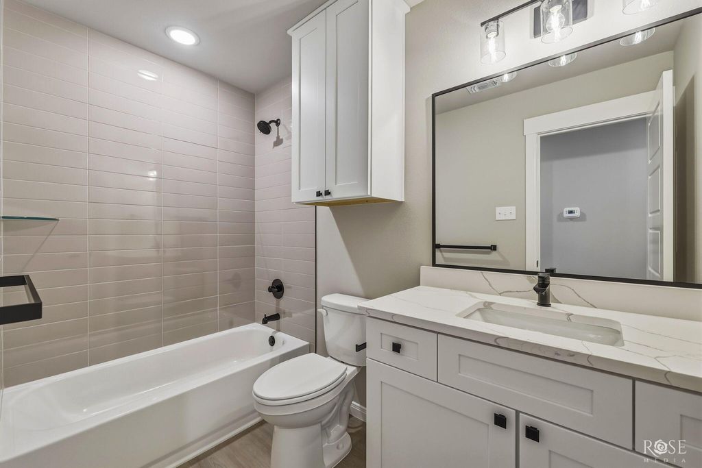 Image 16 of property listing at 3021 Walnut Hill Drive, San Angelo, TX 76904