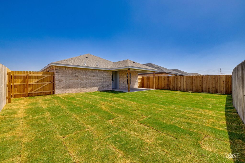 Image 21 of property listing at 3021 Walnut Hill Drive, San Angelo, TX 76904