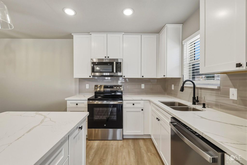 Image 9 of property listing at 3021 Walnut Hill Drive, San Angelo, TX 76904