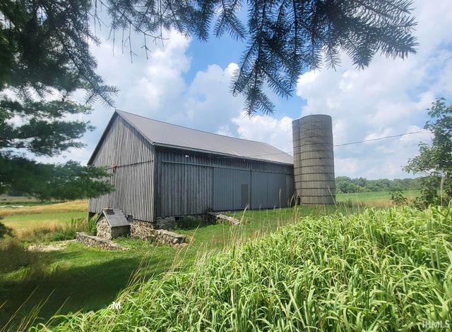 22651 N Riley Road, Lakeville, IN 46536
