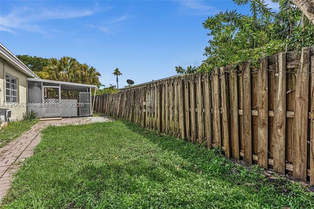 1943 Rodman St, Hollywood, FL 33020
