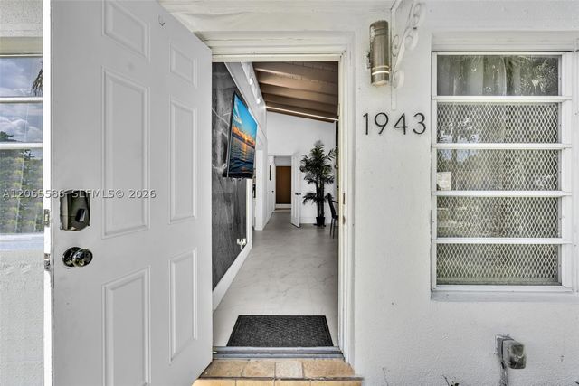 1943 Rodman St, Hollywood, FL 33020