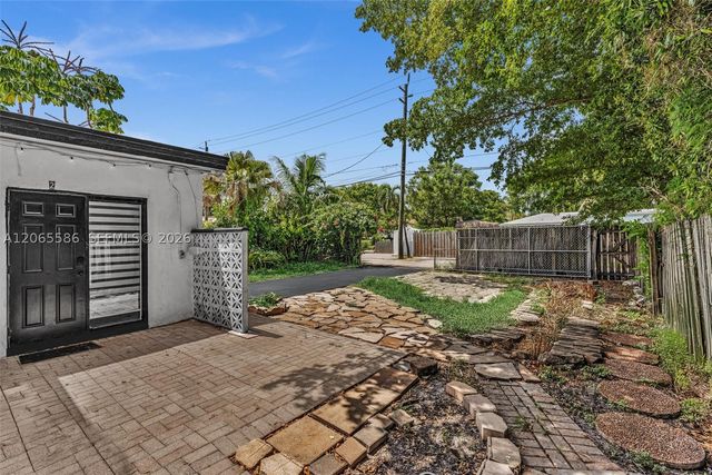 1943 Rodman St, Hollywood, FL 33020