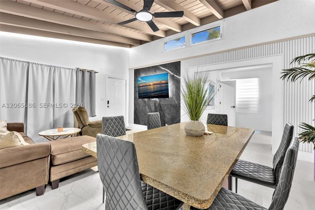 1943 Rodman St, Hollywood, FL 33020