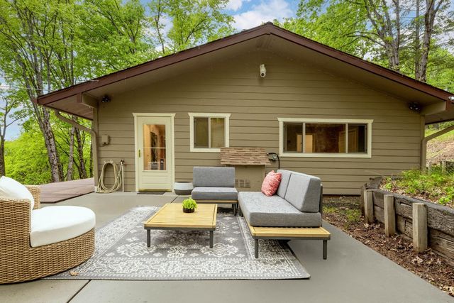 14437 Lightning Tree Rd, Nevada City, CA 95959