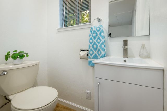 14437 Lightning Tree Rd, Nevada City, CA 95959