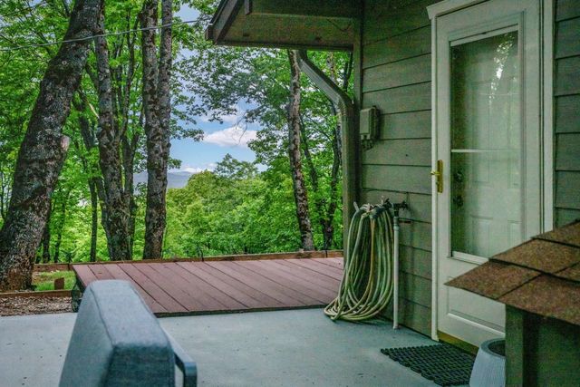 14437 Lightning Tree Rd, Nevada City, CA 95959