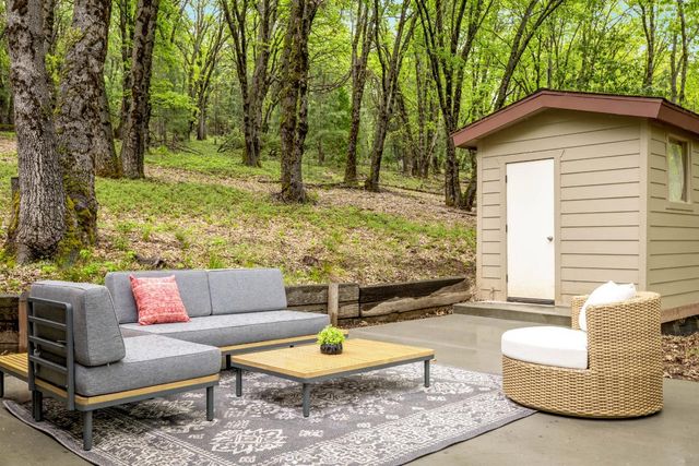 14437 Lightning Tree Rd, Nevada City, CA 95959