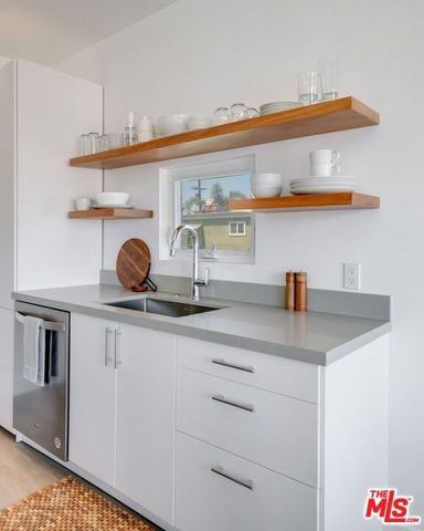 2602 Pacific Avenue, Venice (los Angeles), CA 90291