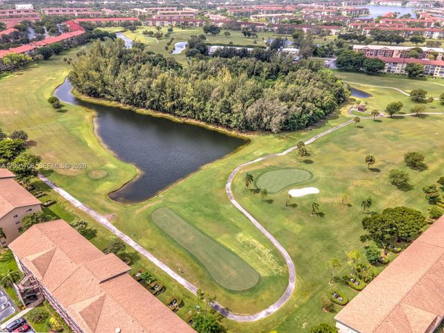 13500 SW 1st St 307U, Pembroke Pines, FL 33027