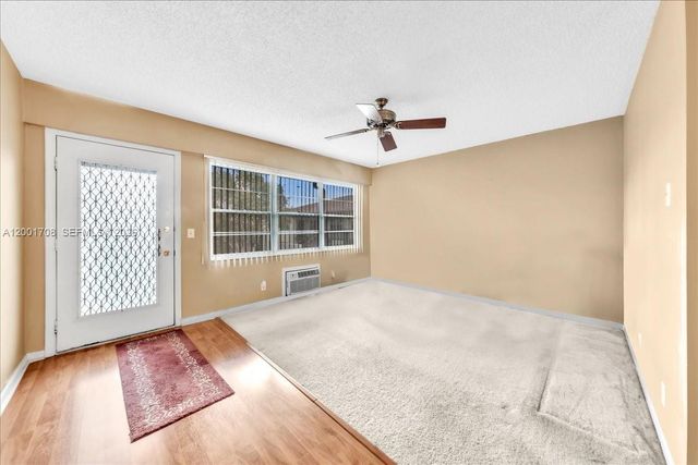 13500 SW 1st St 307U, Pembroke Pines, FL 33027