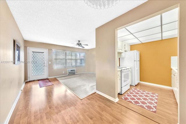 13500 SW 1st St 307U, Pembroke Pines, FL 33027