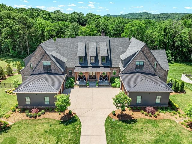 9289 Fordham Dr, Brentwood, TN 37027