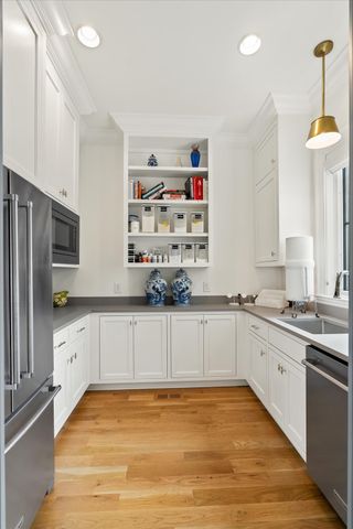 9289 Fordham Dr, Brentwood, TN 37027