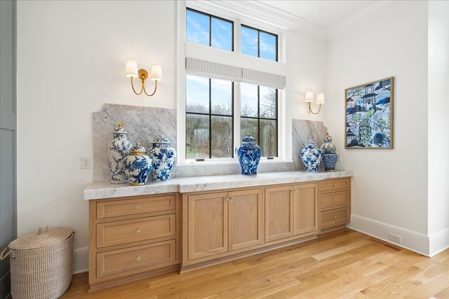 9289 Fordham Dr, Brentwood, TN 37027