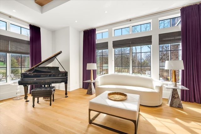 9289 Fordham Dr, Brentwood, TN 37027