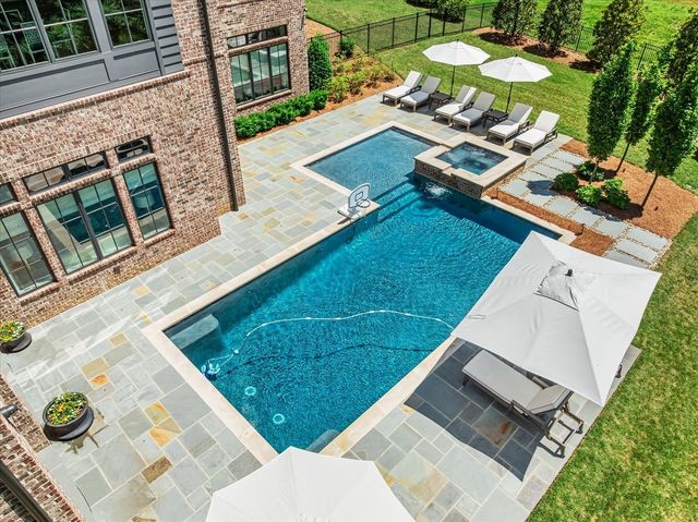 9289 Fordham Dr, Brentwood, TN 37027