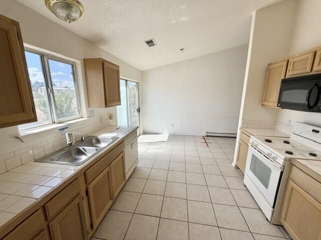 1205 5th Street NW, Rio Rancho, NM 87144