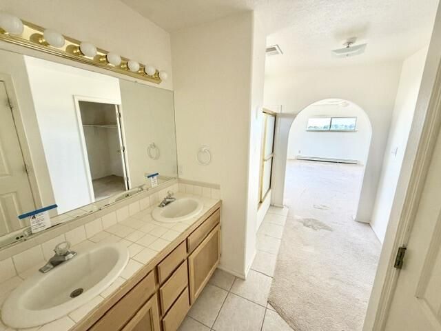 1205 5th Street NW, Rio Rancho, NM 87144