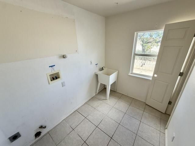 1205 5th Street NW, Rio Rancho, NM 87144