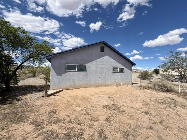 1205 5th Street NW, Rio Rancho, NM 87144