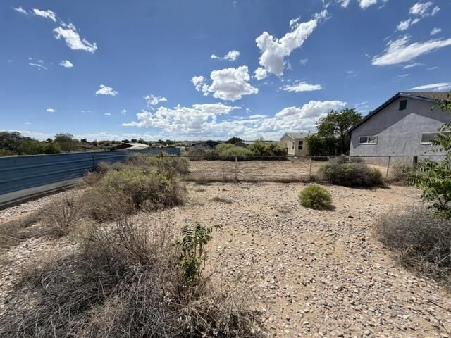 1205 5th Street NW, Rio Rancho, NM 87144