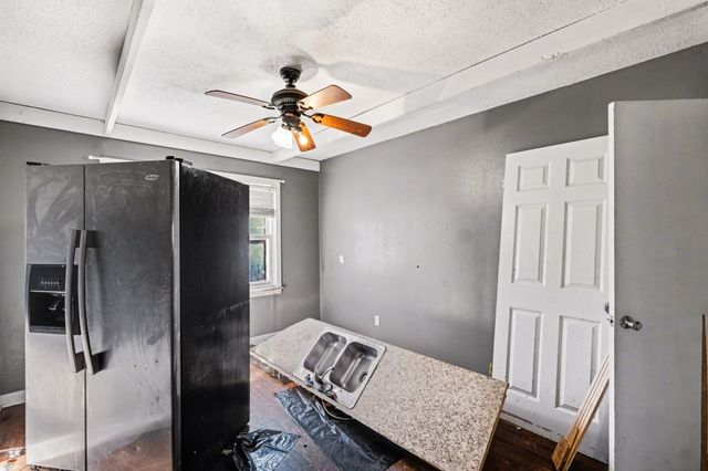 300 Layne St, Tullahoma, TN 37388