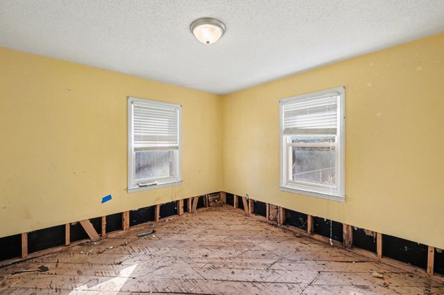 300 Layne St, Tullahoma, TN 37388