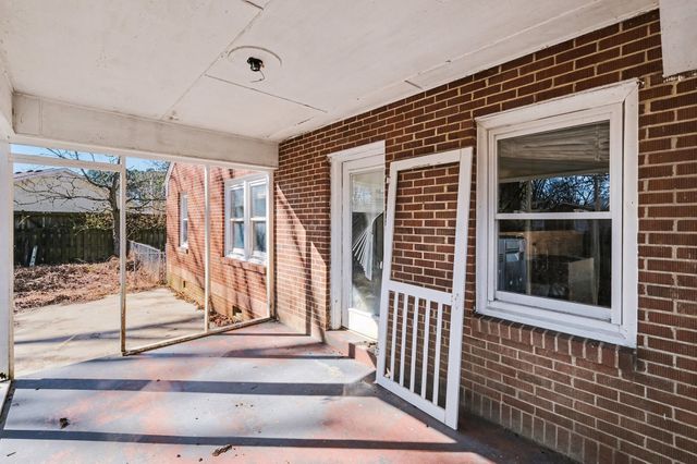 300 Layne St, Tullahoma, TN 37388