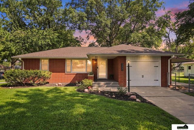 5800 Normal Boulevard, Lincoln, NE 68506