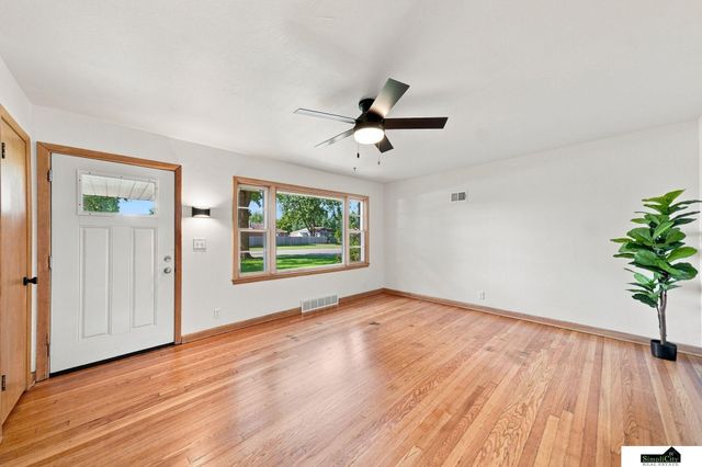 5800 Normal Boulevard, Lincoln, NE 68506