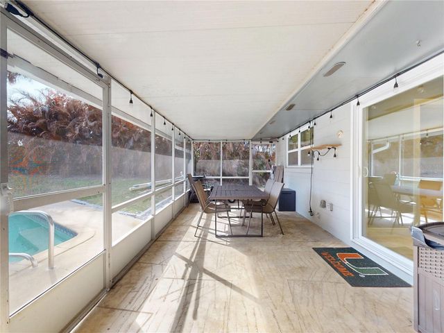 303 HERMITS TRAIL, Altamonte Springs, FL 32701