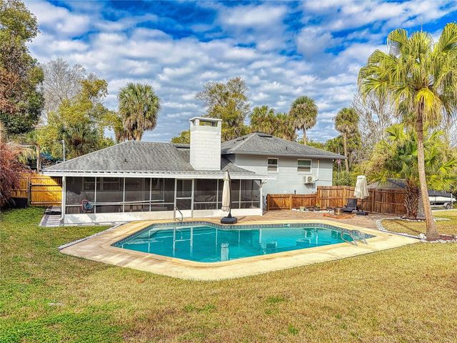 303 HERMITS TRAIL, Altamonte Springs, FL 32701