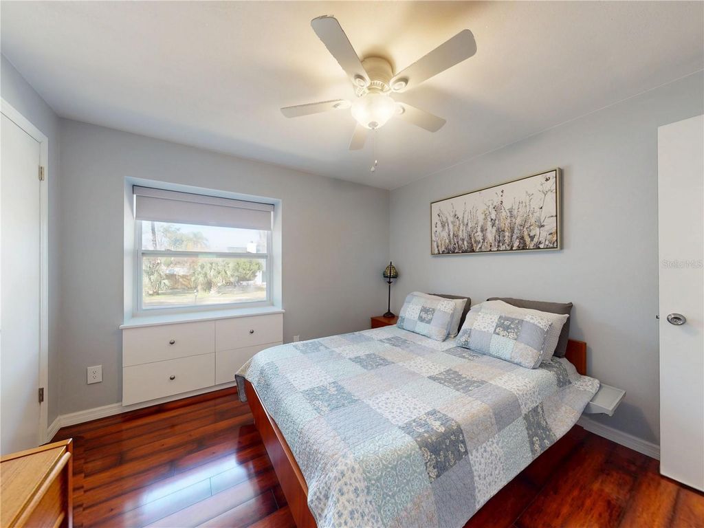 Image 14 of property listing at 303 HERMITS TRAIL, Altamonte Springs, FL 32701