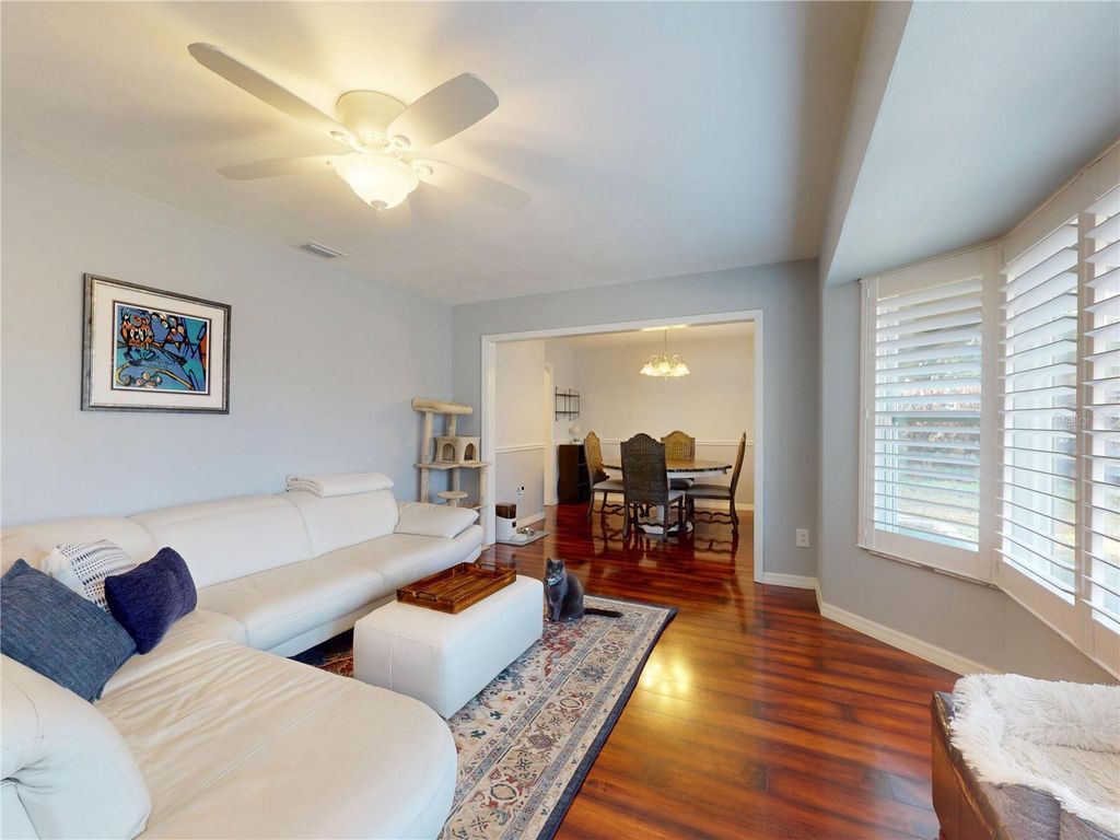 Image 29 of property listing at 303 HERMITS TRAIL, Altamonte Springs, FL 32701