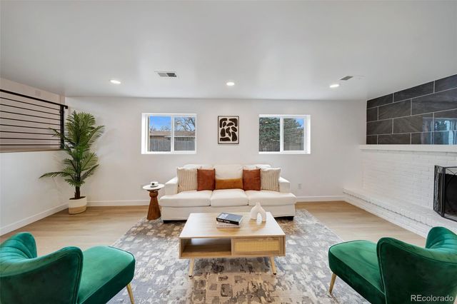 6616 S Apache Drive, Littleton, CO 80120