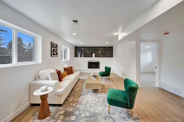 6616 S Apache Drive, Littleton, CO 80120