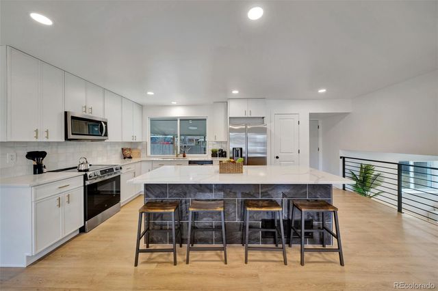 6616 S Apache Drive, Littleton, CO 80120