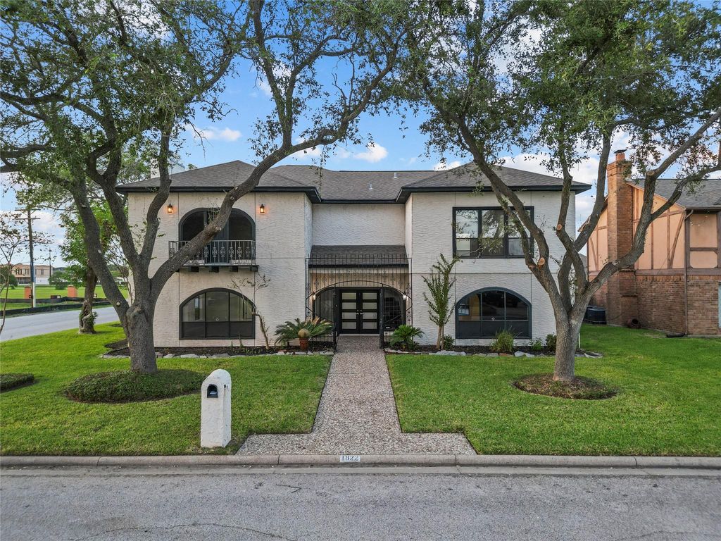 1822 23rd Avenue N, Texas City, TX 77590