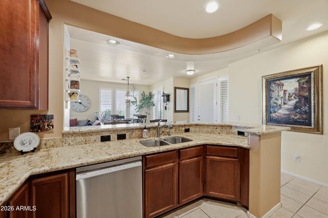 10655 N 9TH Street 123, Phoenix, AZ 85020