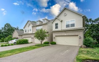 2840 Cobblestone Drive, Crystal Lake, IL 60012