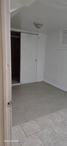 151-33 134 ave, Baisley Park, NY 11434