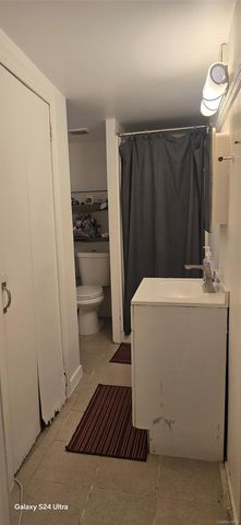 151-33 134 ave, Baisley Park, NY 11434