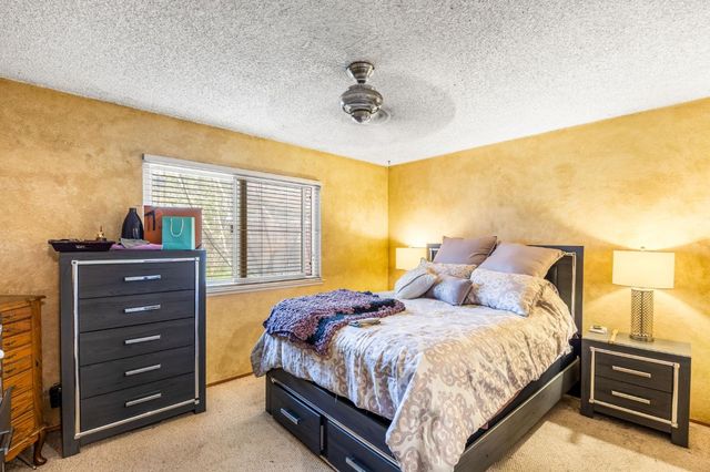 2006 Zinfandel Dr, Rancho Cordova, CA 95670