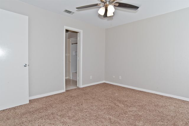 7450 Holly Hill Drive 116, Dallas, TX 75231